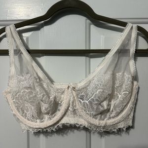 Victoria’s Secret Very Sexy collection unlined bra. 36DD. White; Never worn
